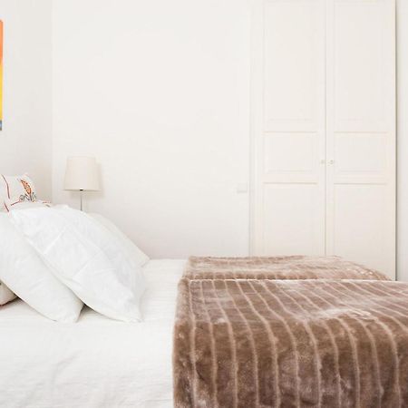 Stylish Lisbon Apartment In Alfama Extérieur photo